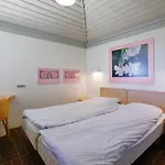 3 In In Karrebæksminde
