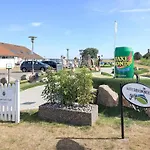 3 In In * Karrebæksminde