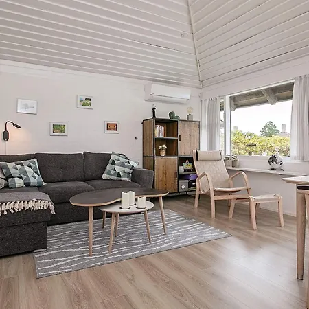 3 In In Karrebæksminde