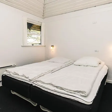 3 In In בית נופש