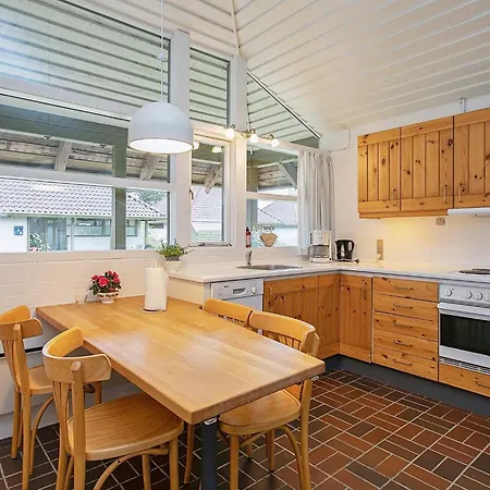 3 In In בית נופש Karrebæksminde