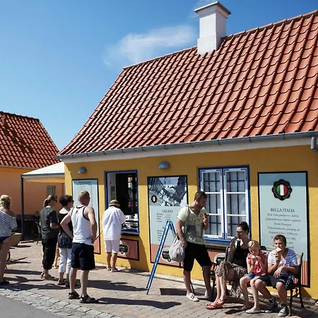 3 In In Karrebæksminde